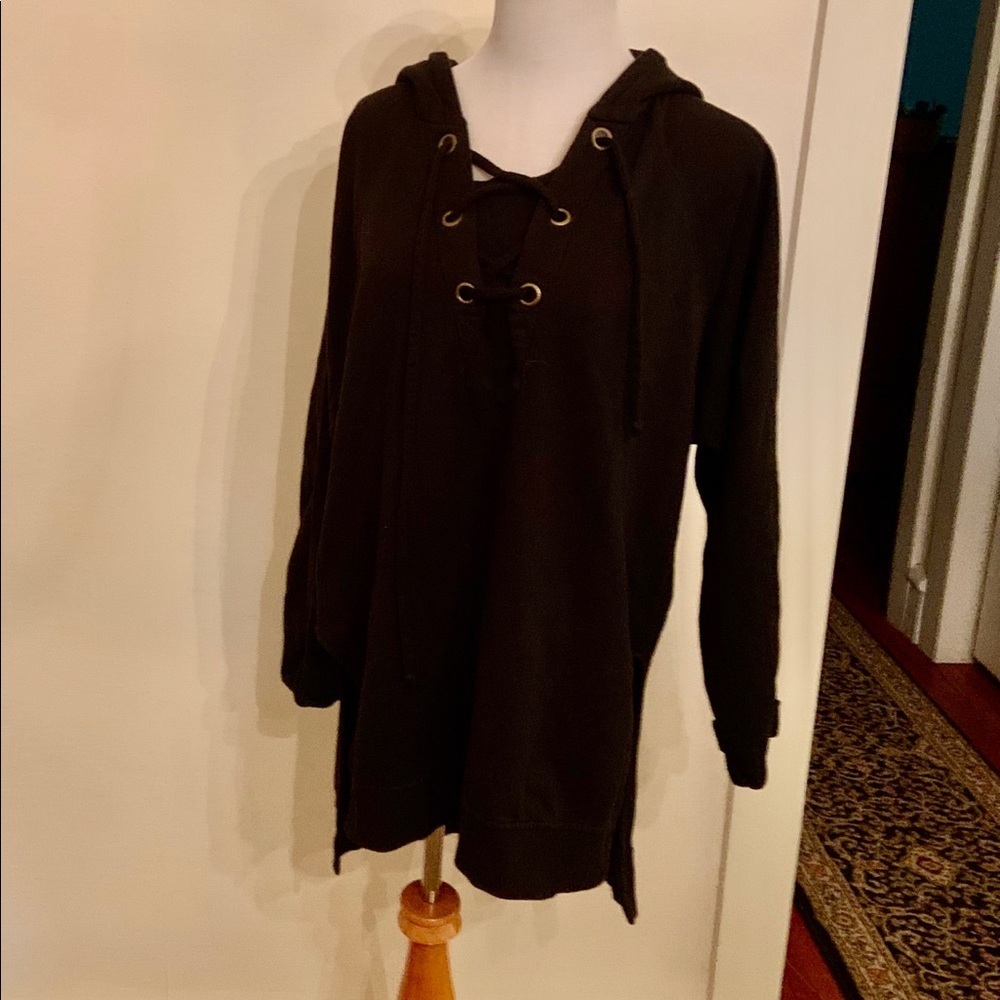 Young fabulous and broke size M/L oversized sweatshirt - Picture 3 of 10